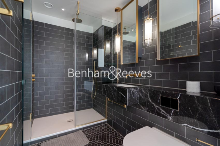 3  bedrooms flat to rent in Gauging Square, Wapping, E1W-image 4