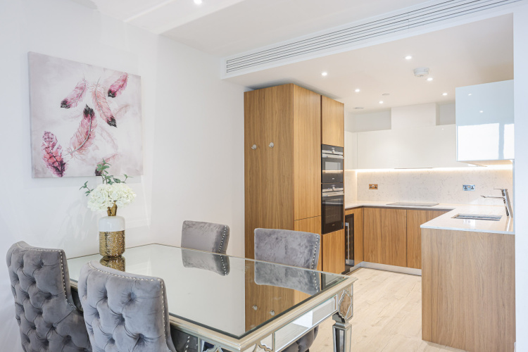 2  bedrooms flat to rent in Neroli House, Piazza Walk, E1-image 3