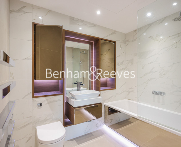 2 bedrooms flat to rent in Neroli House, Piazza Walk, E1-image 9