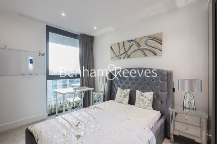 2 bedrooms flat to rent in Neroli House, Piazza Walk, E1-image 12