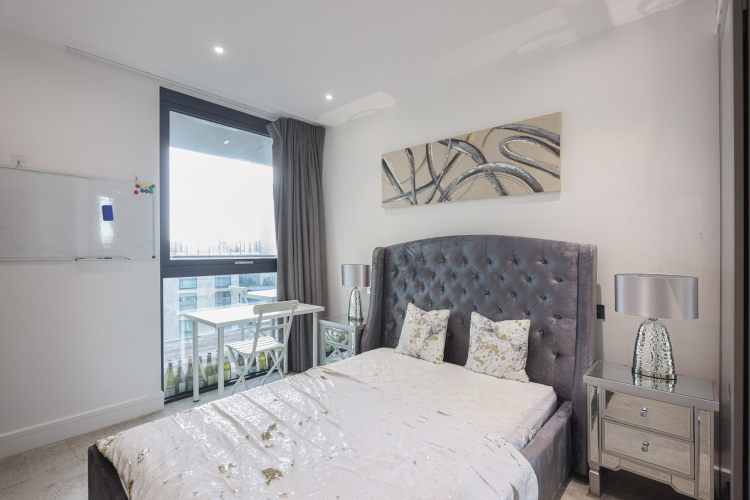 2  bedrooms flat to rent in Neroli House, Piazza Walk, E1-image 12