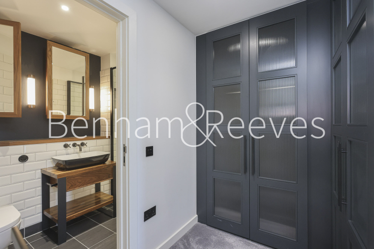 2  bedrooms flat to rent in Emery Way, Wapping, E1W-image 4