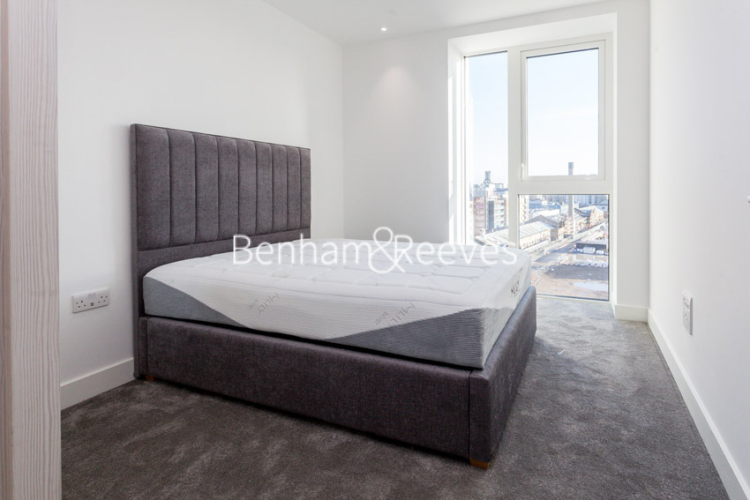 2  bedrooms flat to rent in Vaughan Way, Wapping, E1W-image 3