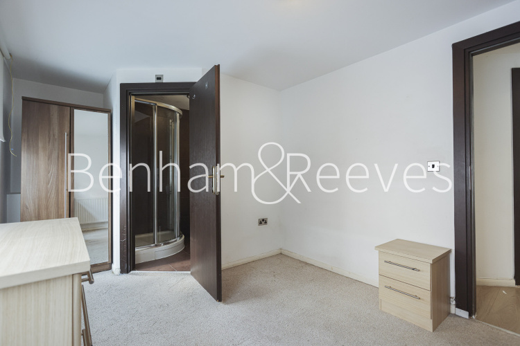 2  bedrooms flat to rent in Osmunda  Court, Myrdle Street, E1-image 7