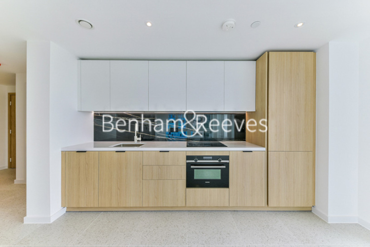 1  bedroom flat to rent in Silk District, Whitechapel, E1-image 2