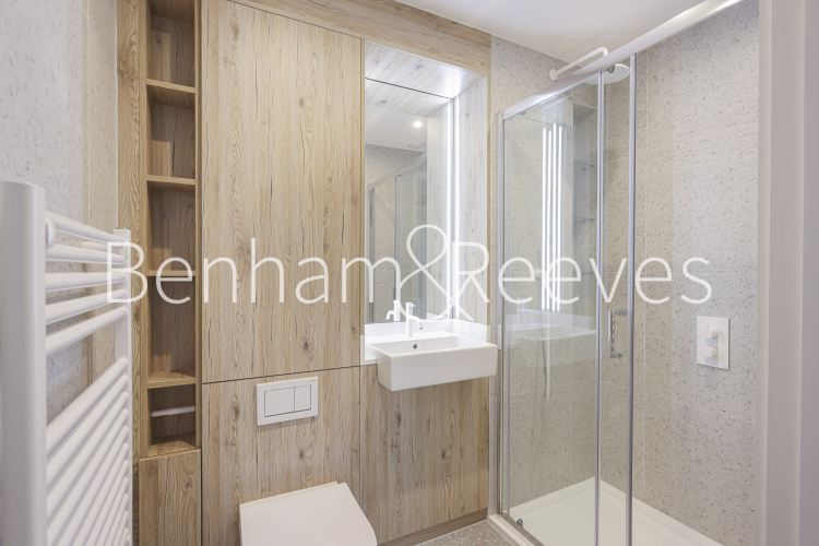 2  bedrooms flat to rent in Bouchon Point, Whitechapel, E1-image 9