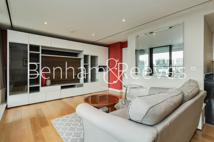 2  bedrooms flat to rent in Times Square, City Quarter, E1-image 1