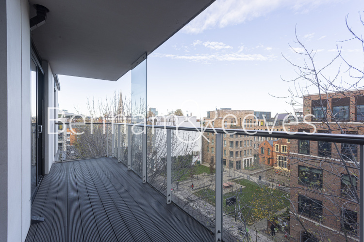 2  bedrooms flat to rent in Commercial Street, Wapping, E1-image 5
