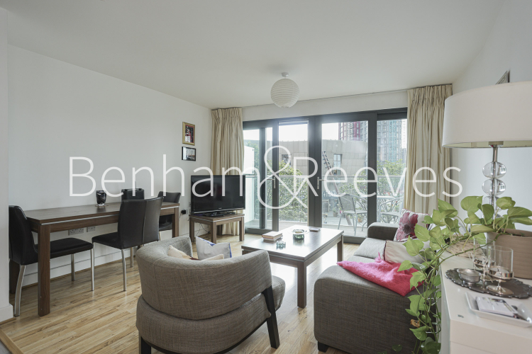 1  bedroom flat to rent in Montreal House, Surrey Quays Road, SE16-image 7