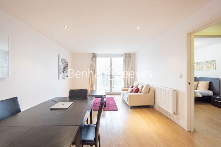 2  bedrooms flat to rent in Conington Road, Lewisham, SE13-image 1