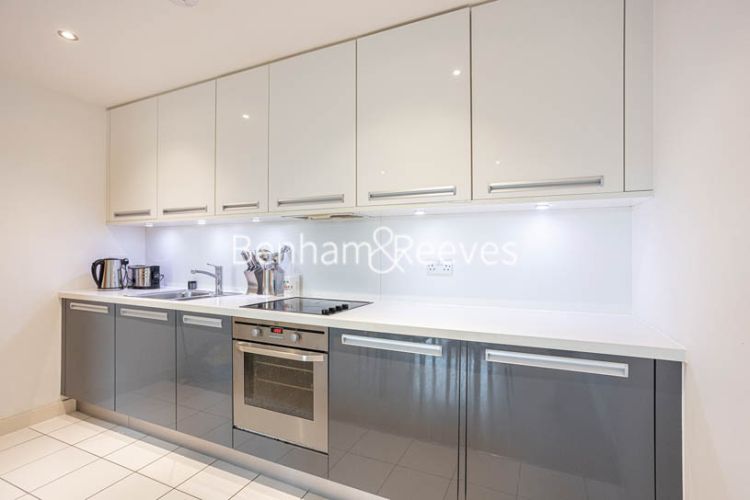 2  bedrooms flat to rent in Conington Road, Lewisham, SE13-image 2