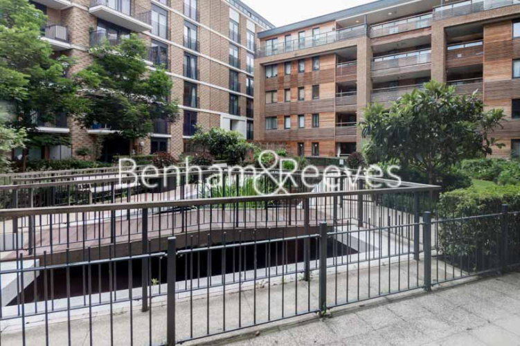 1  bedroom flat to rent in Fairmont House, Albatross Way, SE16-image 5