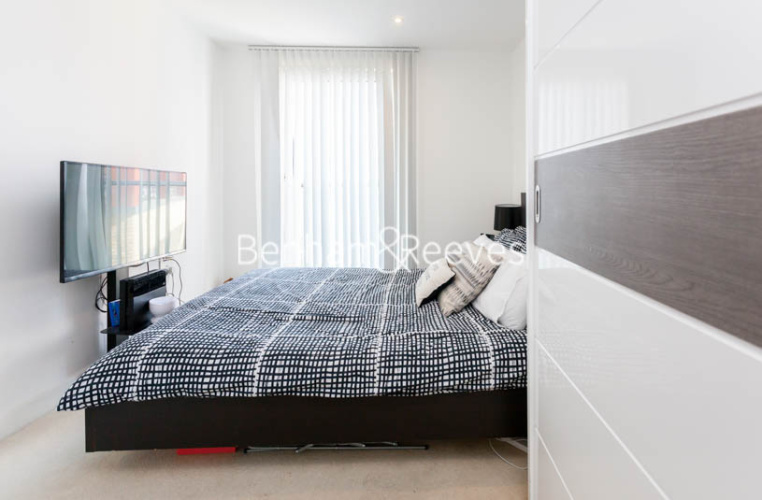 1  bedroom flat to rent in Seafarer Way, Surrey Quays, SE16-image 4