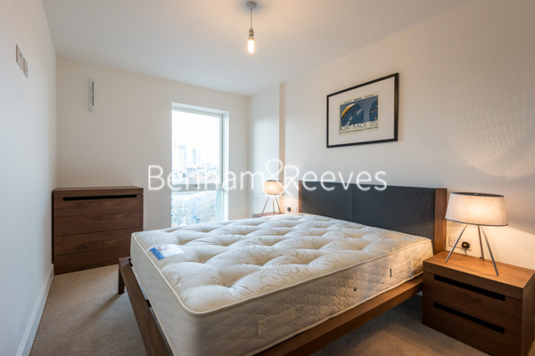 1  bedroom flat to rent in Freda Street, Bermondsey, SE16-image 3