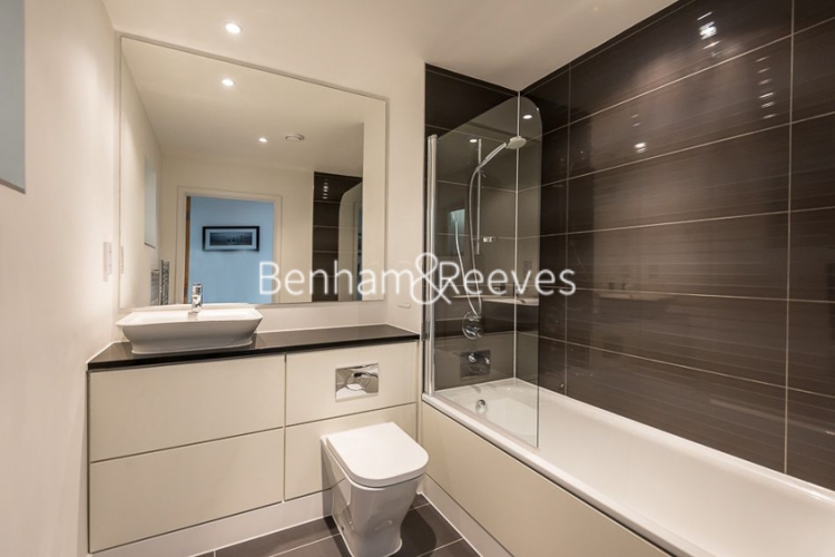 2 bedrooms flat to rent in Parker Building, Freda Street, SE16-image 3