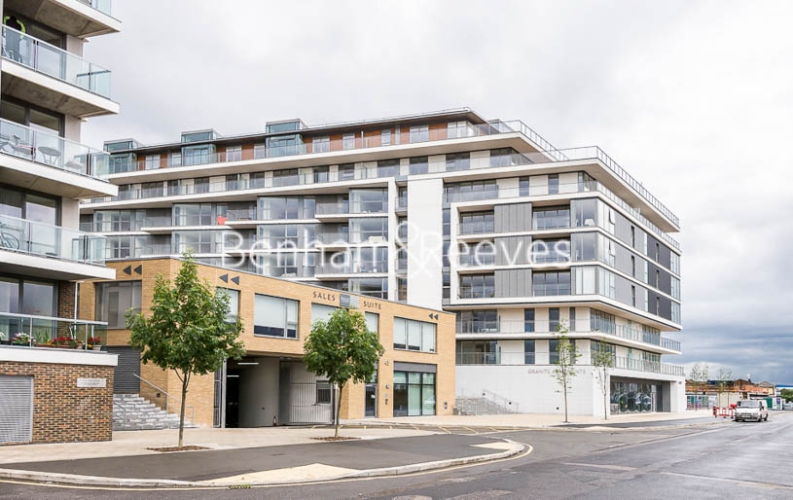 2  bedrooms flat to rent in River Gardens Walk, Greenwich, SE10-image 13