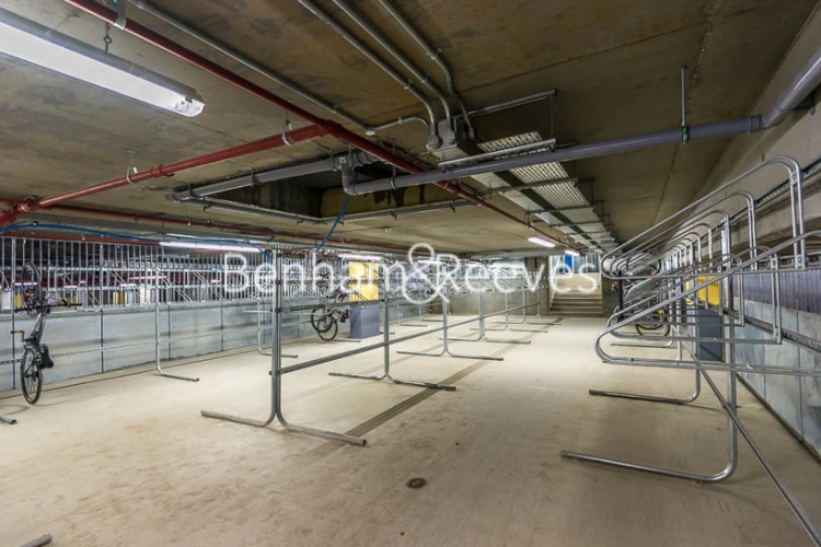 2  bedrooms flat to rent in River Gardens Walk, Greenwich, SE10-image 15