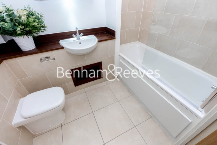 1 bedroom flat to rent in Needleman Street, Canada Water, SE16-image 4