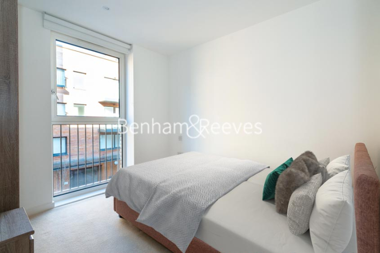 2  bedrooms flat to rent in Cleveley Court, Ashton Reach, SE16-image 4