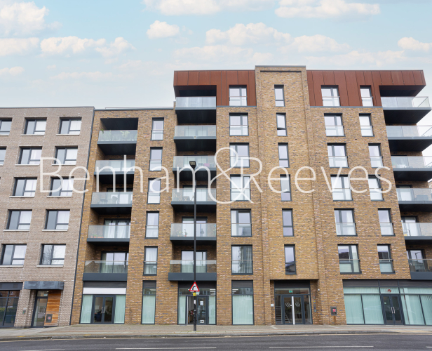 2  bedrooms flat to rent in Plough Way, Surrey Quays, SE16-image 8
