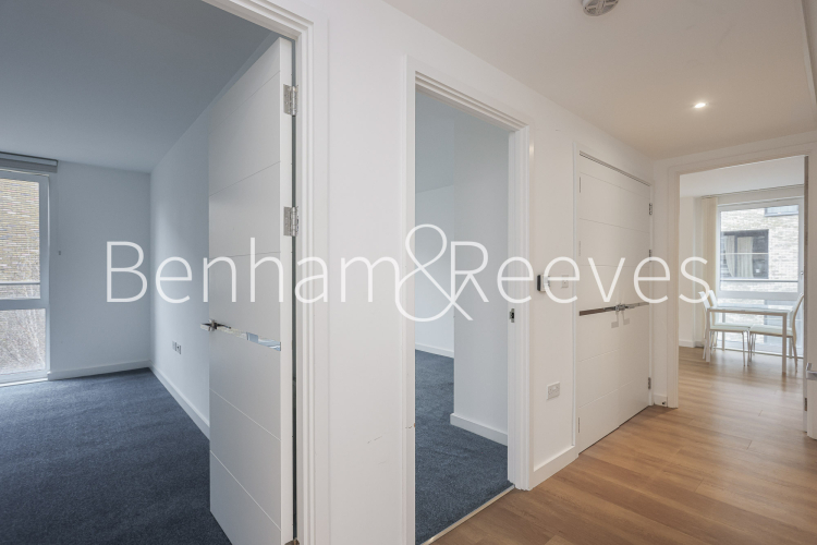 2  bedrooms flat to rent in Plough Way, Surrey Quays, SE16-image 18