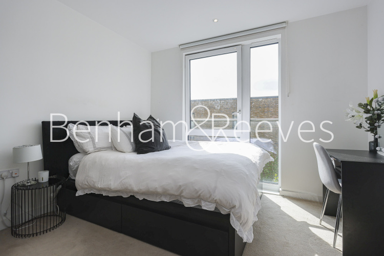 2  bedrooms flat to rent in Plough Way, Surrey Quays, SE16-image 9