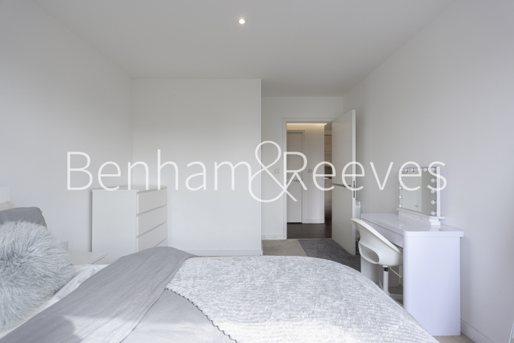 2  bedrooms flat to rent in Plough Way, Surrey Quays, SE16-image 11