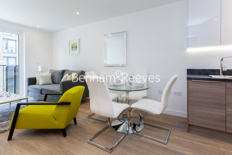 1  bedroom flat to rent in Ashton Reach, Surrey Quays, SE16-image 3