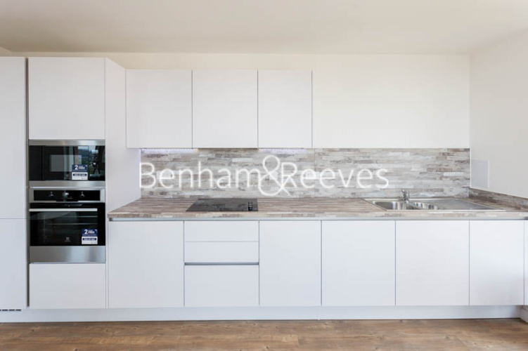 2  bedrooms flat to rent in Bailey Street, Surrey Quays, SE8-image 2