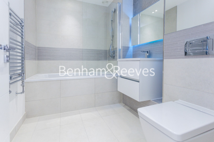 3 bedrooms flat to rent in Ashton Reach, Surrey Quays, SE16-image 4