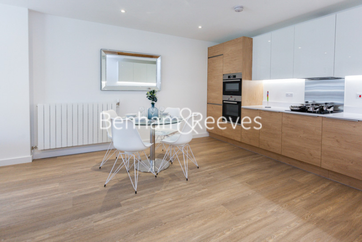 3 bedrooms flat to rent in Ashton Reach, Surrey Quays, SE16-image 6