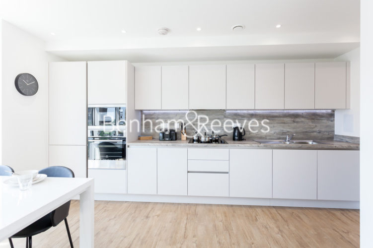 2  bedrooms flat to rent in Bailey Street, Surrey Quays, SE8-image 2