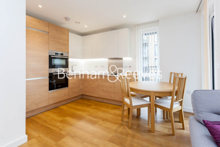 2  bedrooms flat to rent in Ashton Reach, Surrey Quays, SE16-image 2