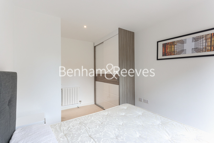 1 bedroom flat to rent in Ashton Reach, Surrey Quays, SE16-image 8