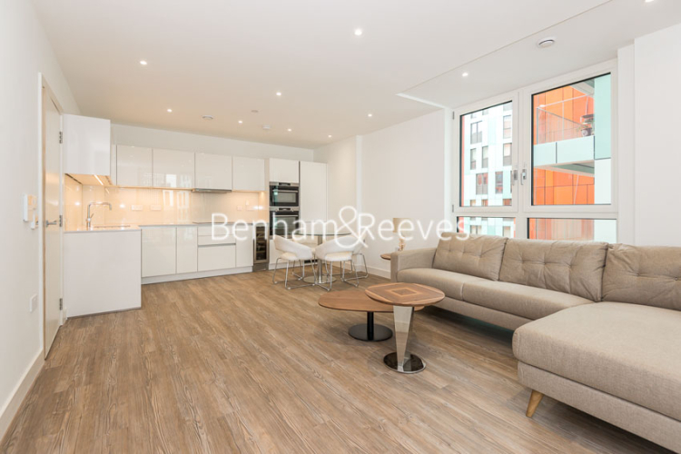 2  bedrooms flat to rent in Telegraph Avenue, Surrey Quays, SE10-image 1
