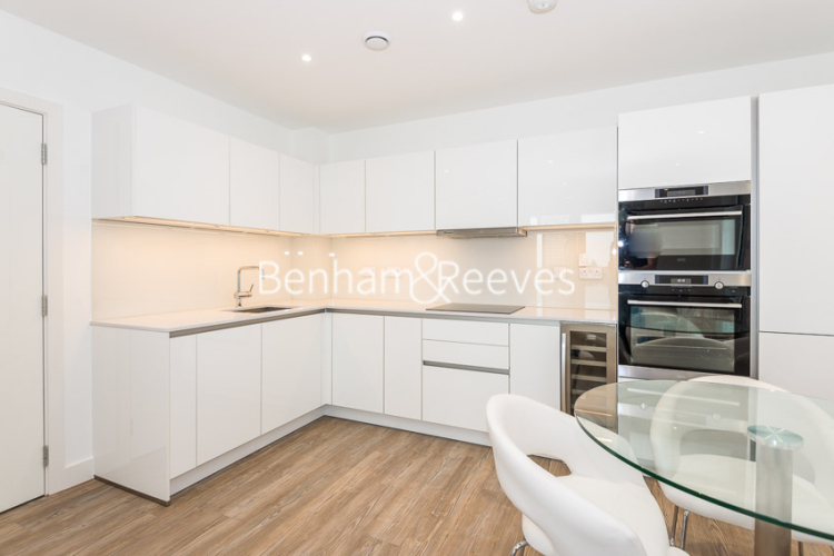 2  bedrooms flat to rent in Telegraph Avenue, Surrey Quays, SE10-image 2