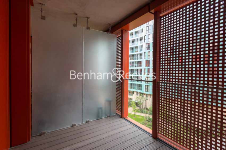 2  bedrooms flat to rent in Telegraph Avenue, Surrey Quays, SE10-image 16