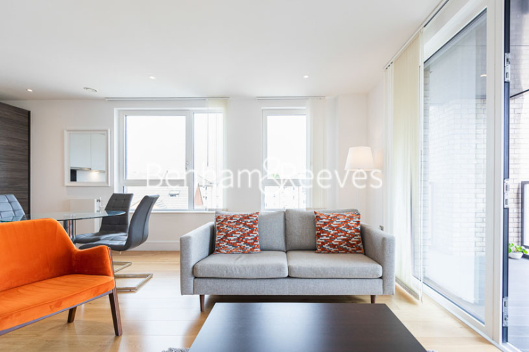 2 bedrooms flat to rent in Plough Way, Surrey Quays, SE16-image 1