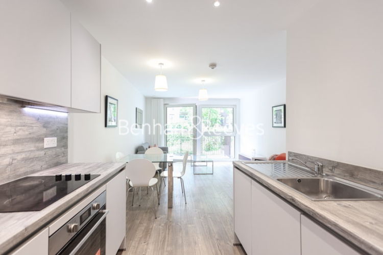 1 bedroom flat to rent in Naomi Street, Surrey Quays, SE8-image 2