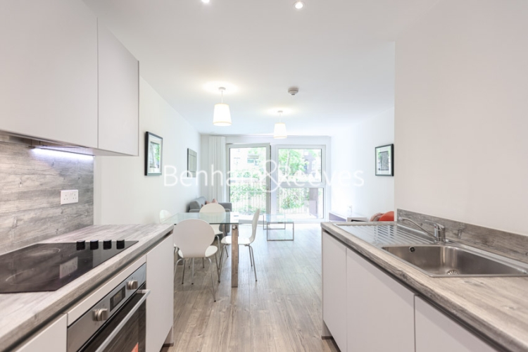 1  bedroom flat to rent in Naomi Street, Surrey Quays, SE8-image 2