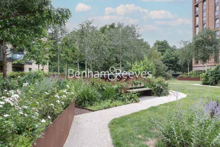 1  bedroom flat to rent in Naomi Street, Surrey Quays, SE8-image 11
