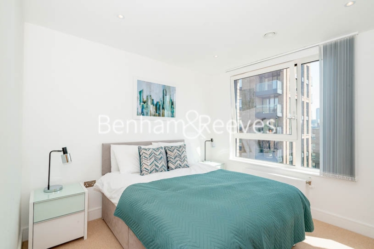 1 bedroom flat to rent in Gullivers Walk, Surrey Quays, SE8-image 3