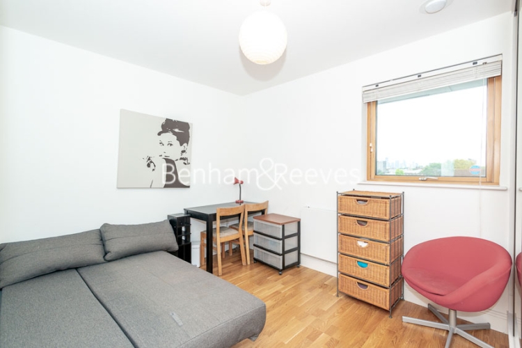 3 bedrooms flat to rent in New Kent Road, Surrey Quays, SE1-image 16