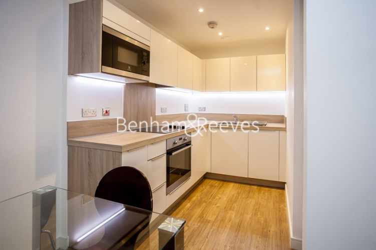 1 bedroom flat to rent in Elmira Street, Lewisham, SE13-image 2