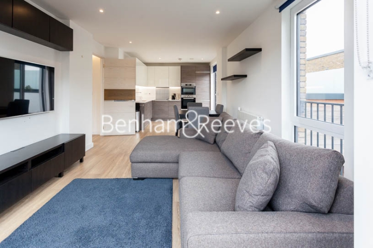 2  bedrooms flat to rent in Ashton Reach, Surrey Quays, SE16-image 1