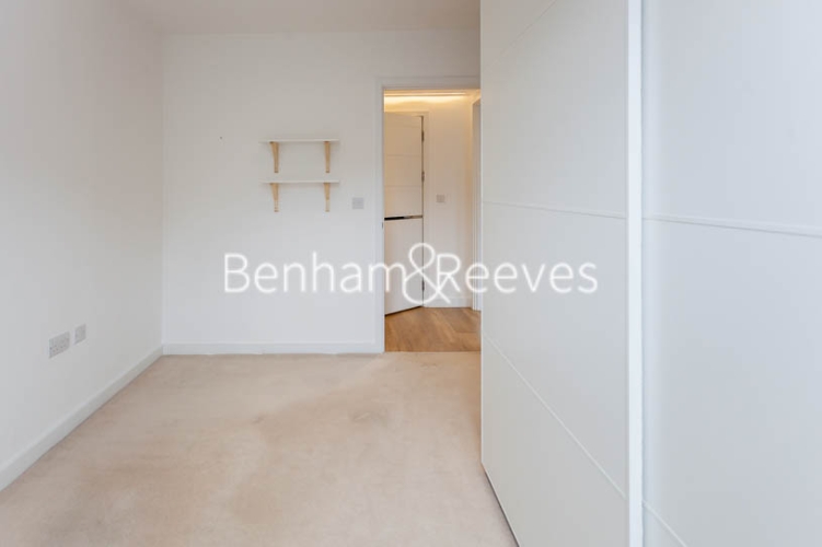 2  bedrooms flat to rent in Ashton Reach, Surrey Quays, SE16-image 5