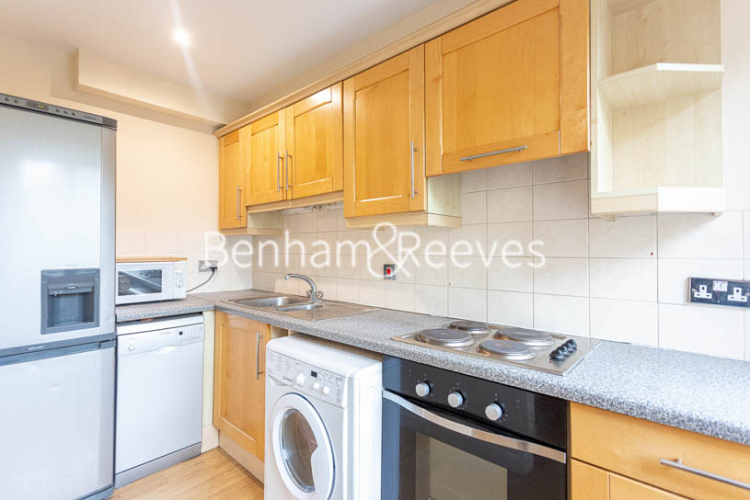 2 bedrooms flat to rent in Plough Way, Iceland Wharf, SE16-image 2
