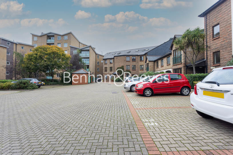 2  bedrooms flat to rent in Plough Way, Iceland Wharf, SE16-image 10