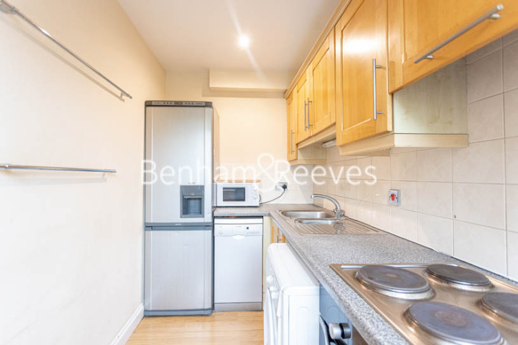 2 bedrooms flat to rent in Plough Way, Iceland Wharf, SE16-image 12