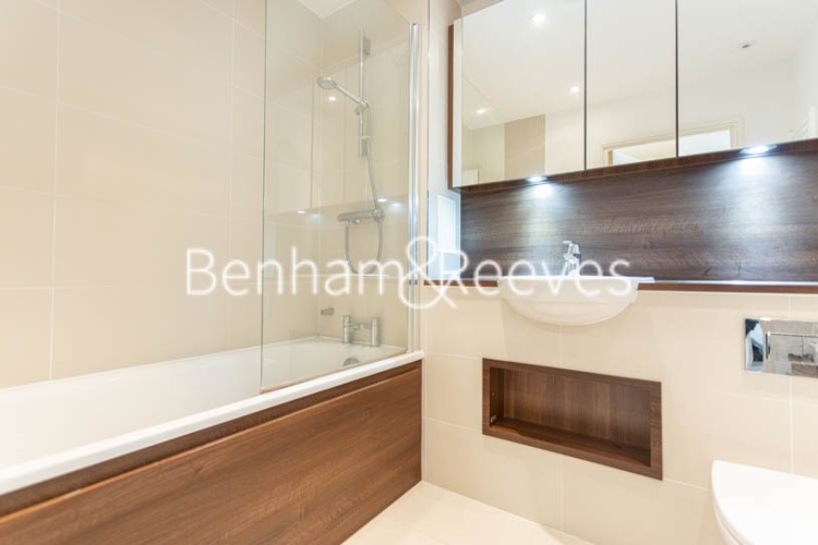 3  bedrooms flat to rent in Pell Street, Surrey Quays, SE8-image 4